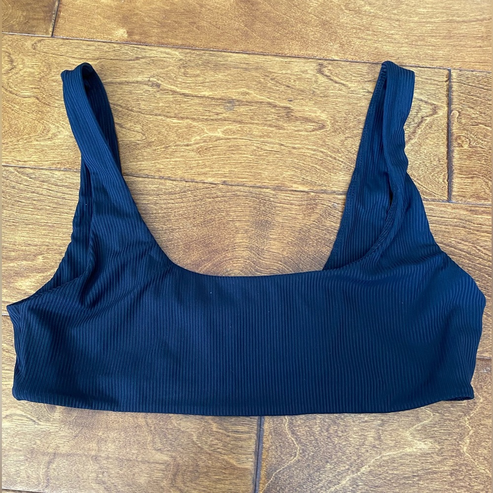 Mikoh bikini top